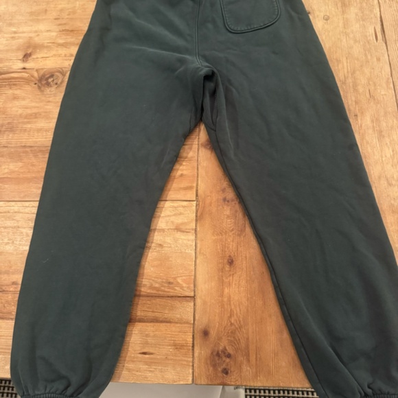 Kith Kids X Large Hunter Green Sweatpants - Picture 2 of 2